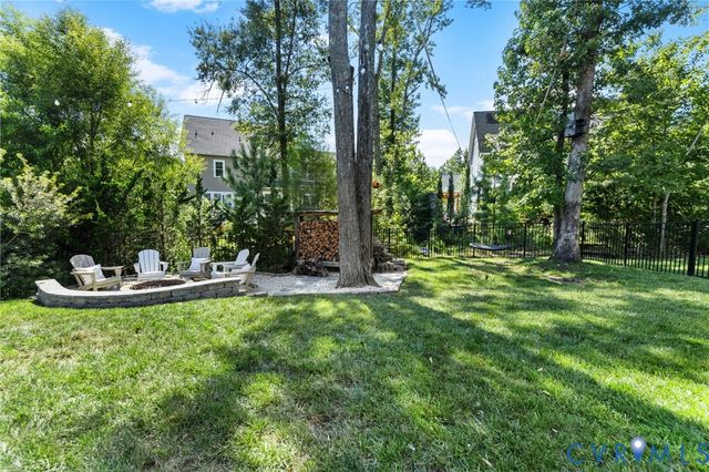 16206 Mitchells Mill Ct, Midlothian, VA 23112