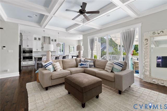 16206 Mitchells Mill Ct, Midlothian, VA 23112