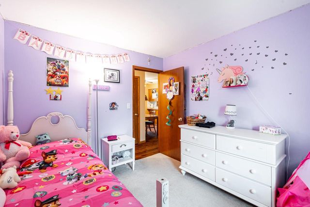 1614 N Lakeview AVENUE, Port Washington, WI 53074