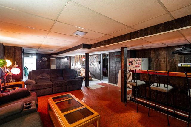 1614 N Lakeview AVENUE, Port Washington, WI 53074