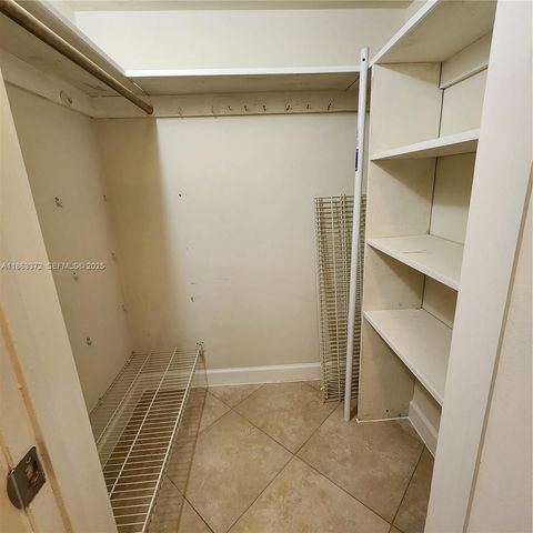 2170 NE 51st Court C3, Fort Lauderdale, FL 33308