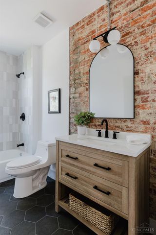 1816 Cleveland Avenue, Norwood, OH 45212