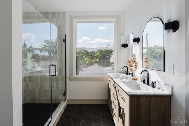 1816 Cleveland Avenue, Norwood, OH 45212