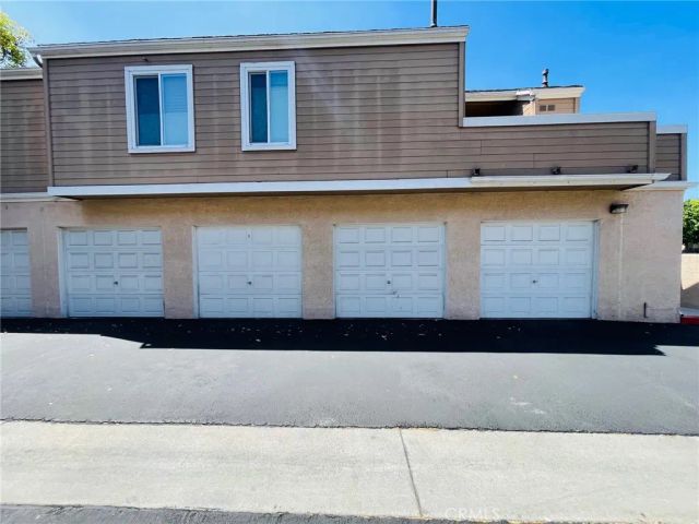 10450 E Briar Oaks B, Stanton, CA 90680
