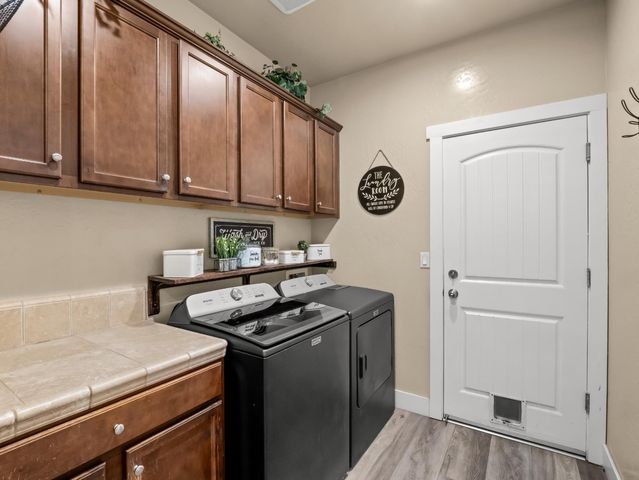 6878 W Alana Drive W, Fresno, CA 93722