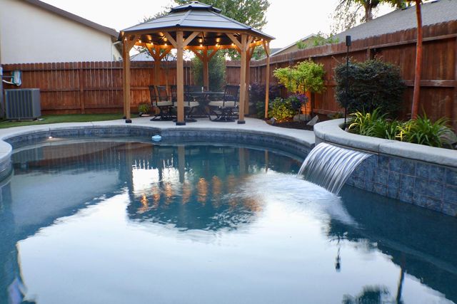 6878 W Alana Drive W, Fresno, CA 93722