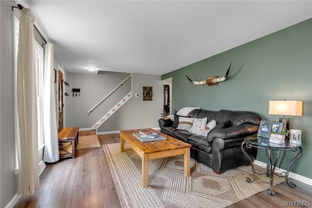 5067 Bradley Lane, Hamburg, NY 14075