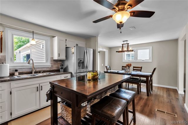 5067 Bradley Lane, Hamburg, NY 14075