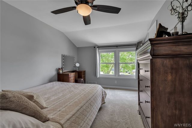 5067 Bradley Lane, Hamburg, NY 14075