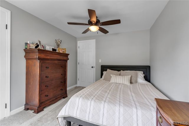 5067 Bradley Lane, Hamburg, NY 14075