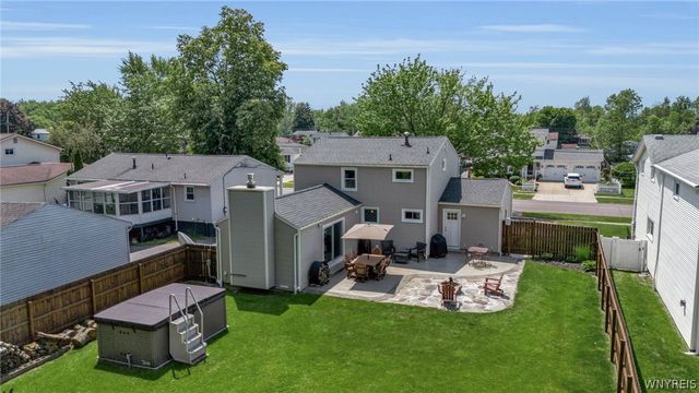 5067 Bradley Lane, Hamburg, NY 14075