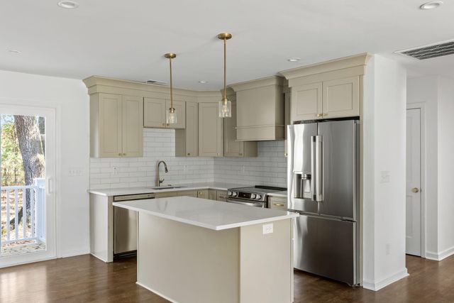 2480 Lantern Street, Charleston, SC 29414