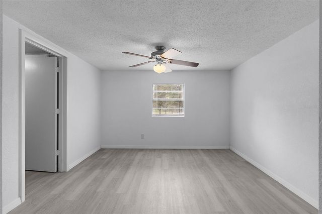 31128 LOCHMORE CIRCLE, Mount Plymouth, FL 32776