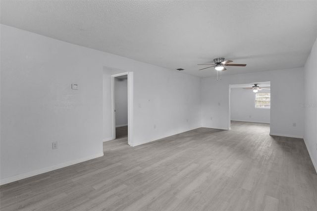 31128 LOCHMORE CIRCLE, Mount Plymouth, FL 32776