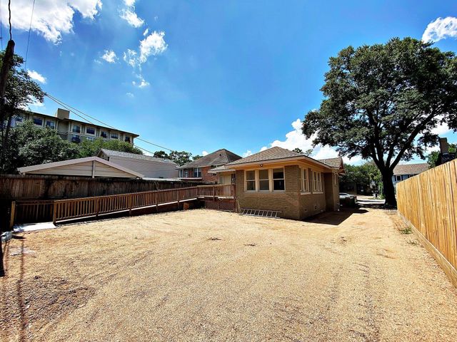 1625 W Alabama Street, Houston, TX 77006