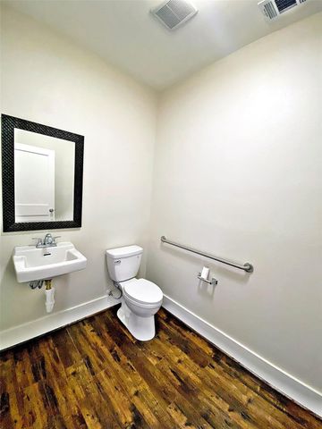 1625 W Alabama Street, Houston, TX 77006