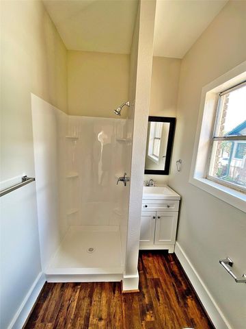 1625 W Alabama Street, Houston, TX 77006