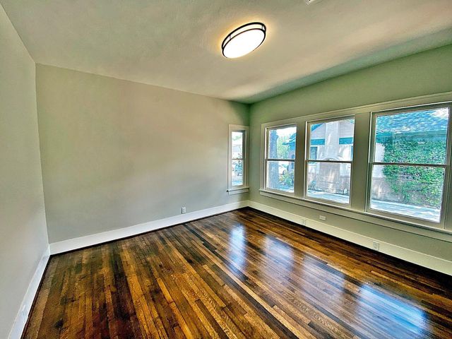 1625 W Alabama Street, Houston, TX 77006