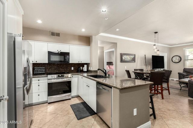 20100 N 78TH Place 1046, Scottsdale, AZ 85255