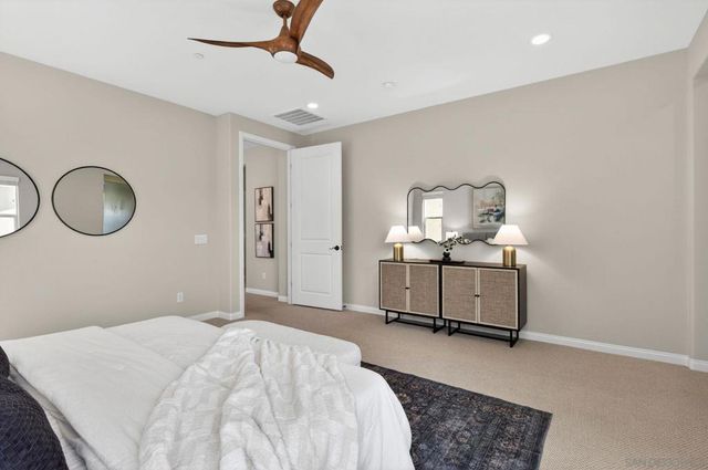 21421 Trail Ridge Dr, Escondido, CA 92029