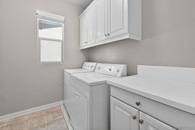 21421 Trail Ridge Dr, Escondido, CA 92029