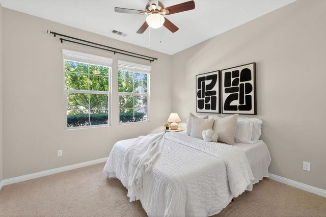 21421 Trail Ridge Dr, Escondido, CA 92029