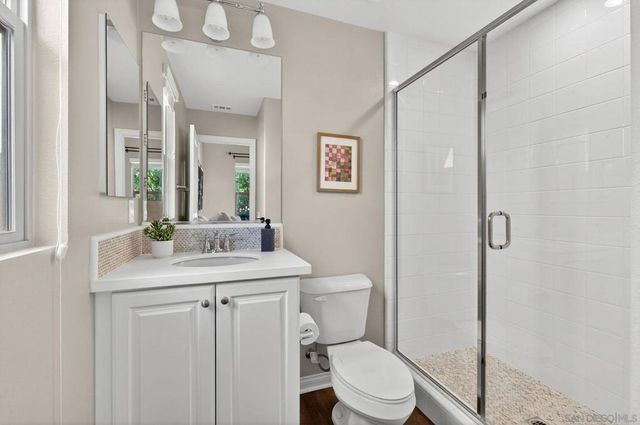 21421 Trail Ridge Dr, Escondido, CA 92029