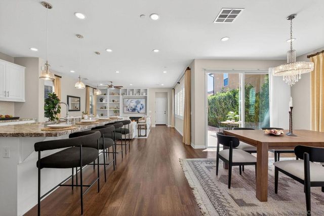 21421 Trail Ridge Dr, Escondido, CA 92029