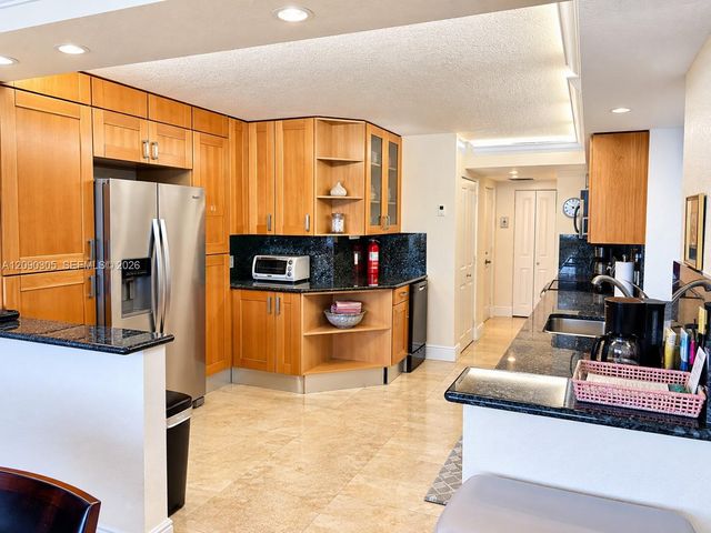 4900 N Ocean Blvd Apt 1011, Lauderdale By The Sea, FL 33308