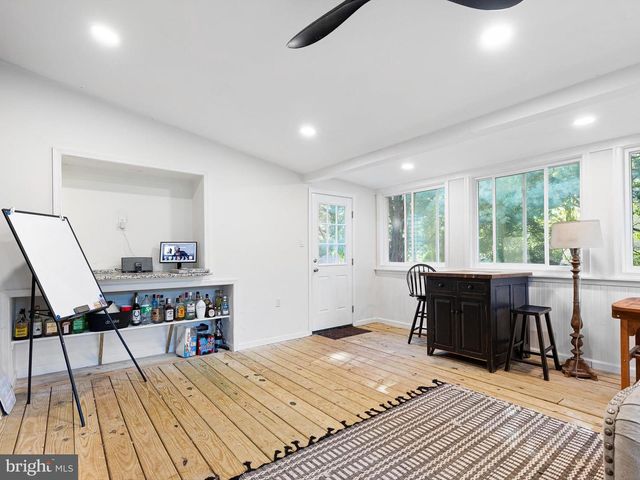 30 E ROSEMONT CIR, Elkton, MD 21921