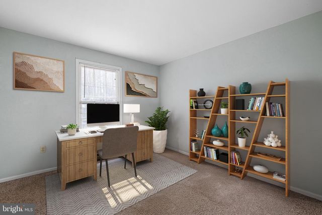 30 E ROSEMONT CIR, Elkton, MD 21921