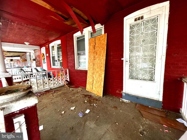 446 WALNUT AVE, Trenton, NJ 08609