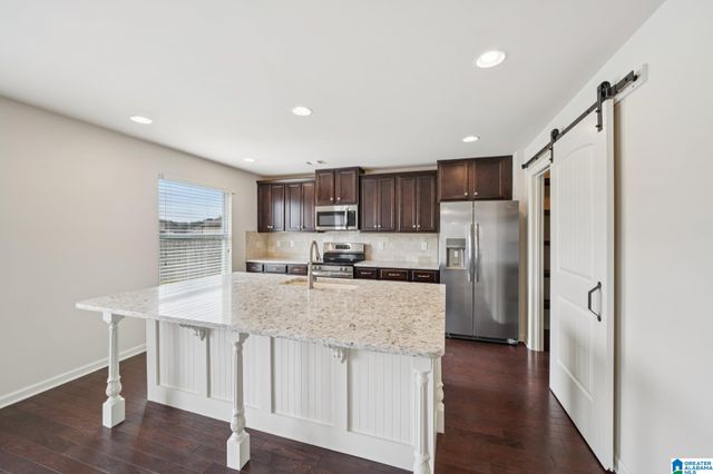 4543 BROOKSHIRE LOOP, Bessemer, AL 35022