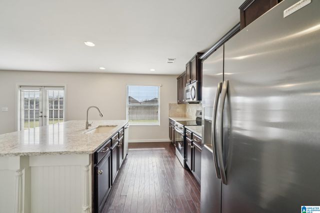 4543 BROOKSHIRE LOOP, Bessemer, AL 35022