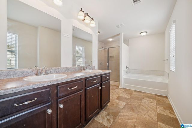 4543 BROOKSHIRE LOOP, Bessemer, AL 35022