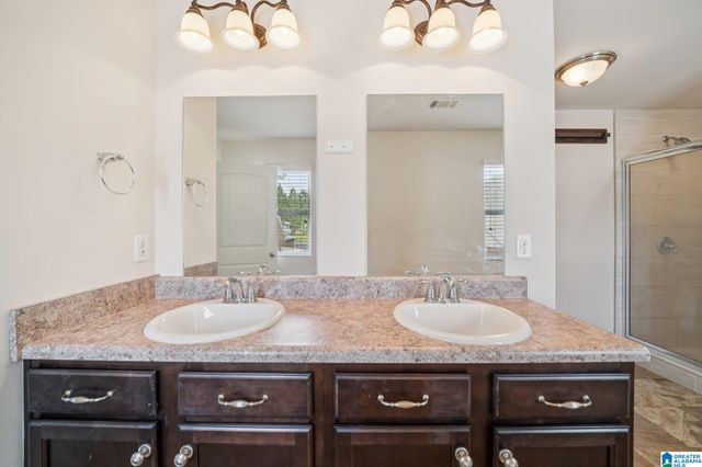 4543 BROOKSHIRE LOOP, Bessemer, AL 35022