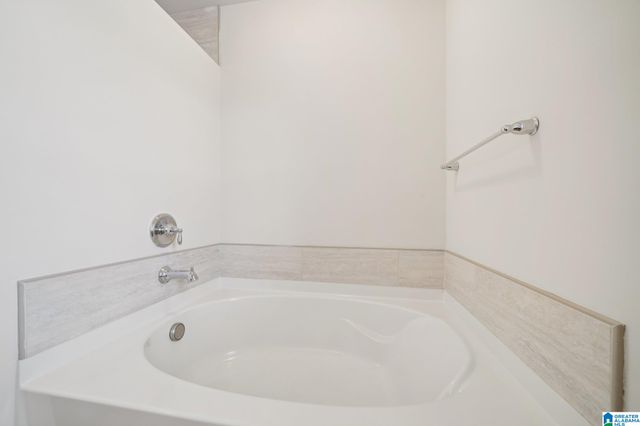 4543 BROOKSHIRE LOOP, Bessemer, AL 35022