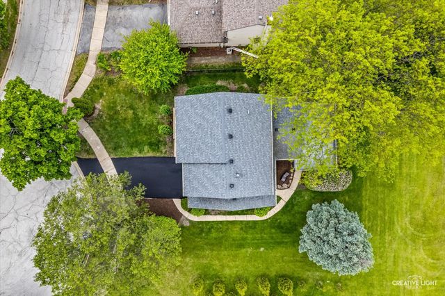 1423 Bangor Lane, Aurora, IL 60504