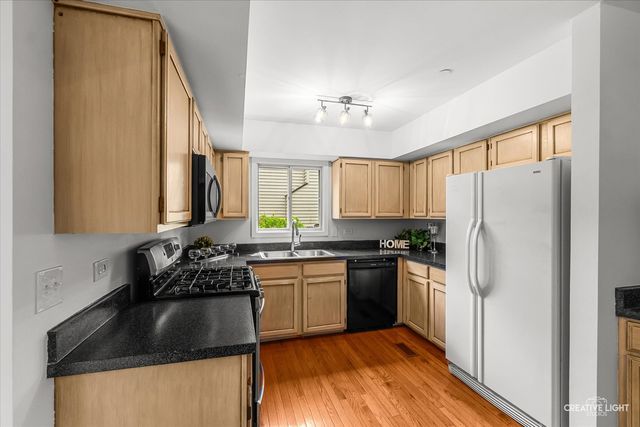 1423 Bangor Lane, Aurora, IL 60504