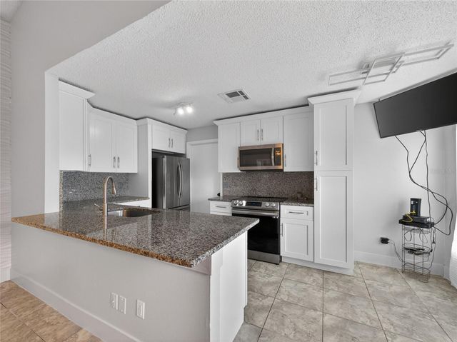 610 JAGUAR COURT, Kissimmee, FL 34759