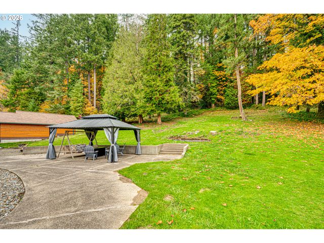 2964 MADRONA Dr, Longview, WA 98632