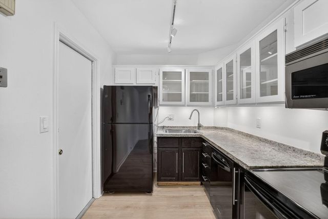 119 NE 19th Court 205-G, Wilton Manors, FL 33305