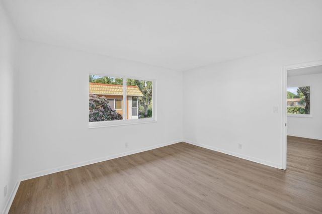 119 NE 19th Court 205-G, Wilton Manors, FL 33305