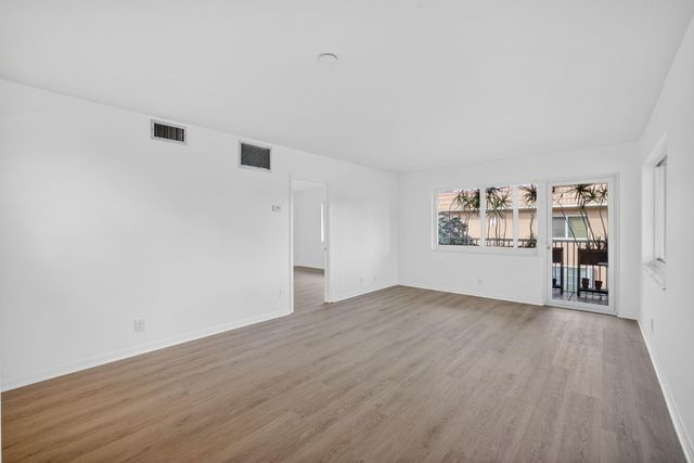 119 NE 19th Court 205-G, Wilton Manors, FL 33305