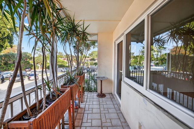 119 NE 19th Court 205-G, Wilton Manors, FL 33305