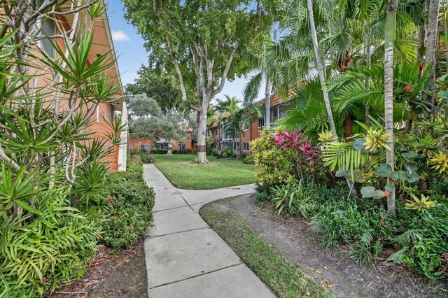119 NE 19th Court 205-G, Wilton Manors, FL 33305