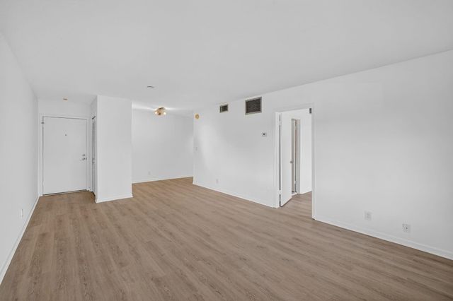 119 NE 19th Court 205-G, Wilton Manors, FL 33305