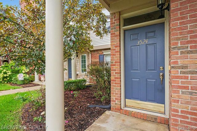 3524 Tremonte Circle, Rochester, MI 48306