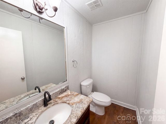4614 Hickory Grove Road, Mount Holly, NC 28120