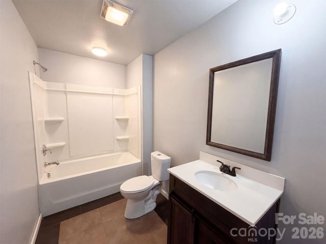 4614 Hickory Grove Road, Mount Holly, NC 28120